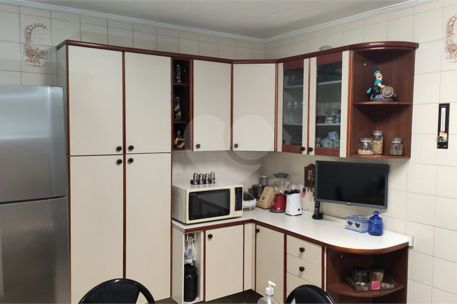 Casa à venda com 4 quartos, sendo 1 suíte, no condomínio Travessa Jacob,38, São Paulo - SP