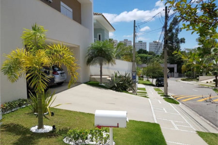 Casa à venda com 3 suítes no condomínio Residencial Parque Esplanada, Votorantim - SP