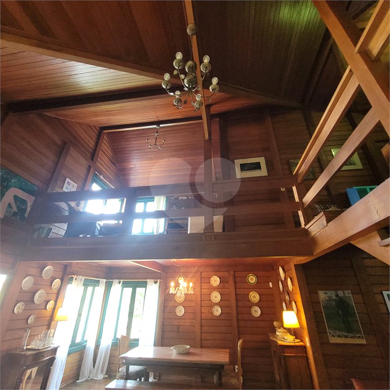 Casa à venda com 4 suítes no condomínio Gleba II, Mairiporã - SP