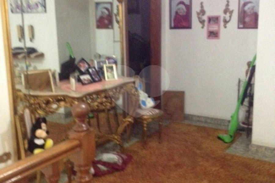 Casa à venda com 4 quartos, sendo 3 suítes, em Vila Paiva, São Paulo, SP