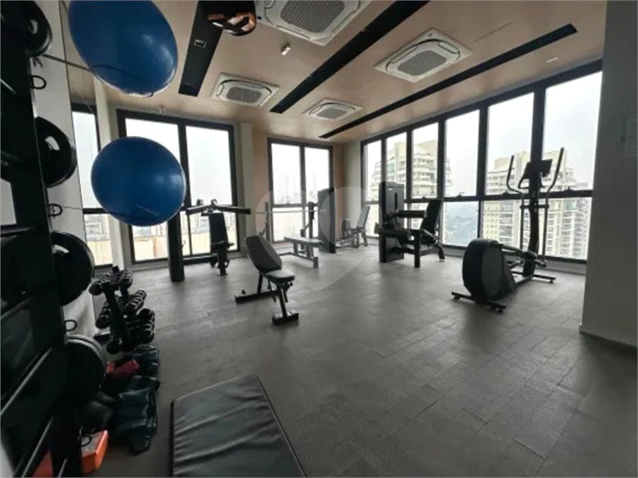 Apartamento à venda com 3 suítes em Campo Belo, São Paulo, SP