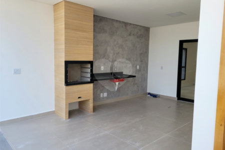 Casa à venda com 3 suítes no condomínio Floradas Paratey, São José dos Campos - SP