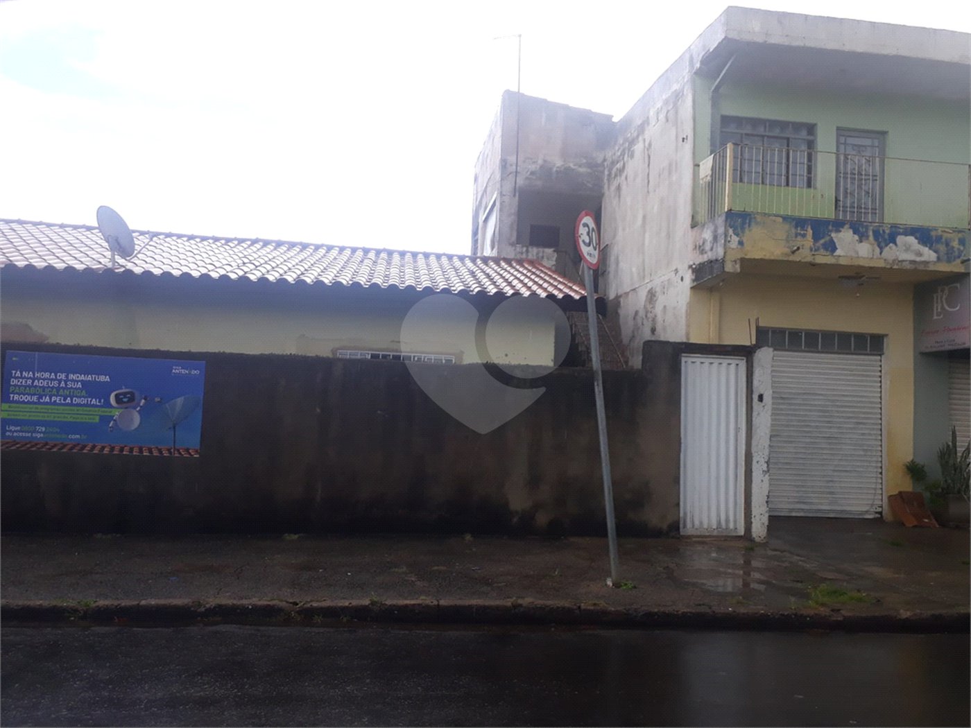 Casa de Vila à venda com 4 quartos, sendo 1 suíte,  em Jardim Morada do Sol, Indaiatuba, SP