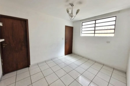Sobrado à venda com 3 quartos, sendo 2 suítes,  em Jardim Ester Yolanda, São Paulo, SP