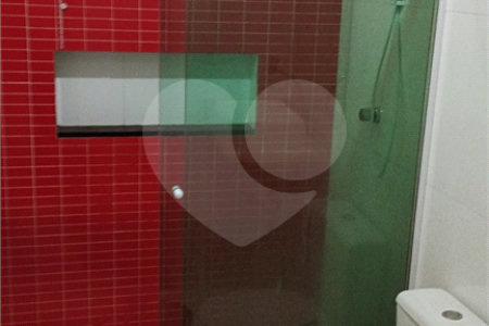 Sobrado à venda com 3 quartos, sendo 1 suíte,  em Vila Nova Cintra, Mogi das Cruzes, SP