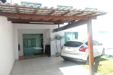 Casa à venda com 4 quartos, sendo 1 suíte, em Campo Grande, Rio de Janeiro, RJ