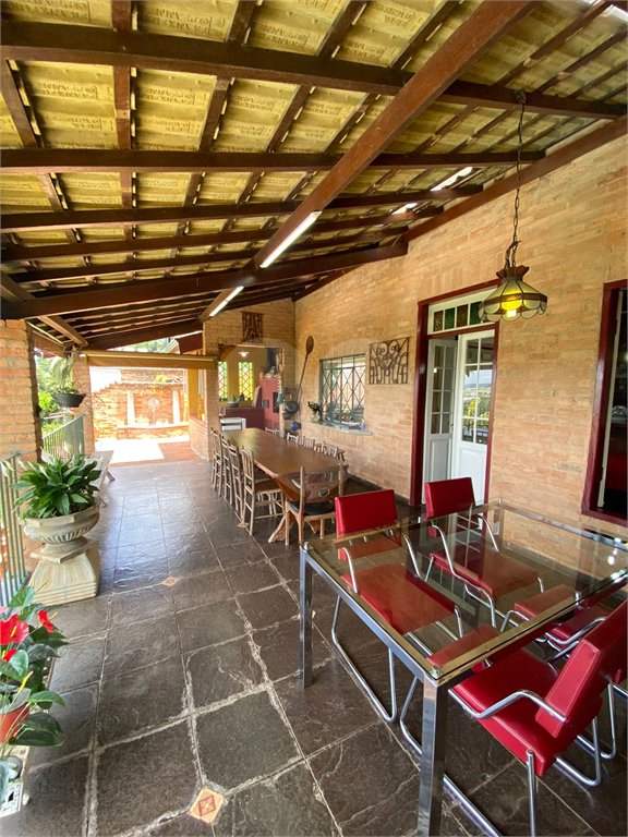 Casa à venda com 4 suítes no condomínio São Joaquim, Vinhedo - SP