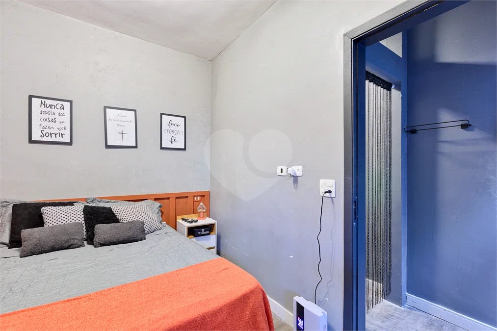 Casa à venda com 4 suítes em Granja Julieta, São Paulo, SP