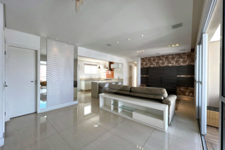 Apartamento à venda com 3 quartos, sendo 1 suíte,  em Vila Andrade, São Paulo, SP
