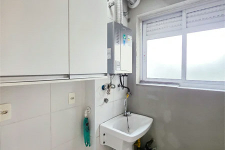 Apartamento à venda com 2 suítes em Vila Andrade, São Paulo, SP