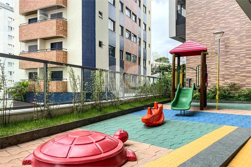 Apartamento à venda na Vila Mariana. Localização espetacular!