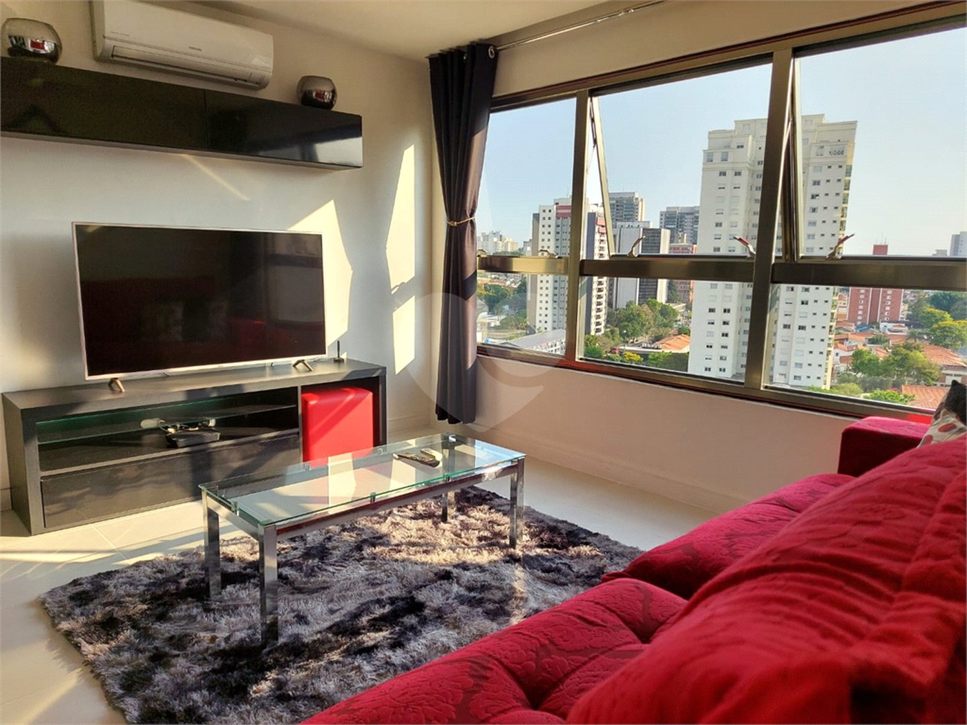 Apartamento à venda com 2 quartos, sendo 1 suíte, em Jardim das Acácias, São Paulo, SP