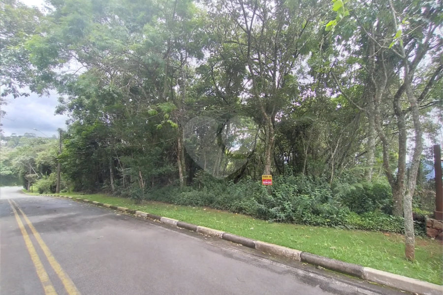 Terreno à venda no condomínio Cantareira, Mairiporã - SP