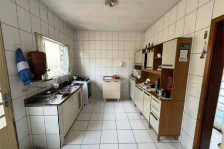 Casa à venda com 3 quartos, sendo 1 suíte, no Centro, Itapetininga, SP