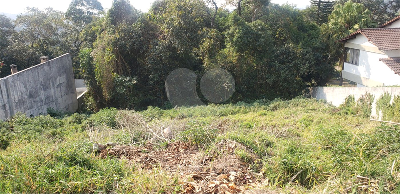 Terreno à venda no condomínio Alpes da Cantareira, Mairiporã - SP