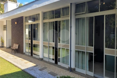 Casa de Alto Padrão à Venda – Campo Belo | São Paulo/SP