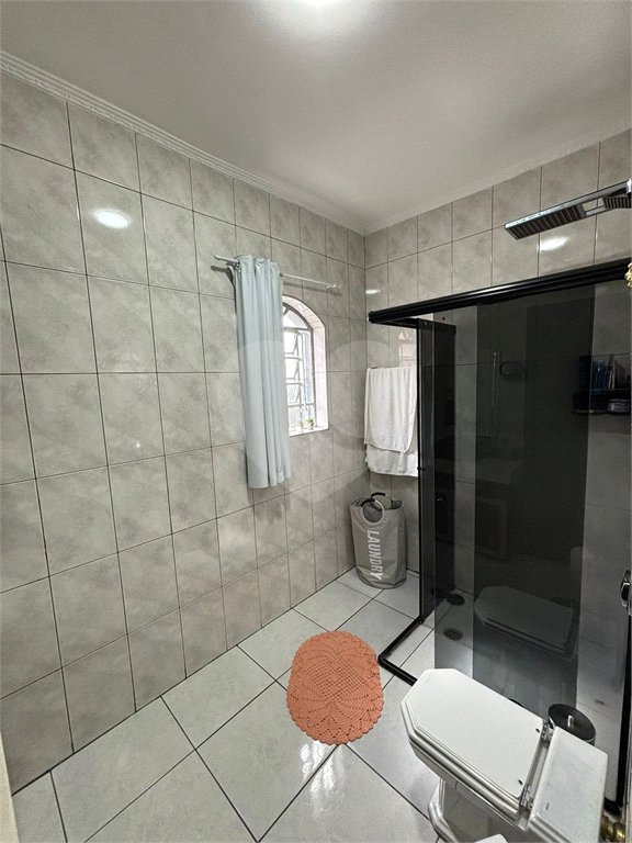Casa à venda com 3 quartos, sendo 1 suíte,  em Vila Nivi, São Paulo, SP