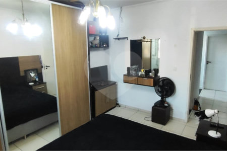 Casa à venda com 3 quartos, sendo 1 suíte,  em Chácara das Flores, Mogi das Cruzes, SP
