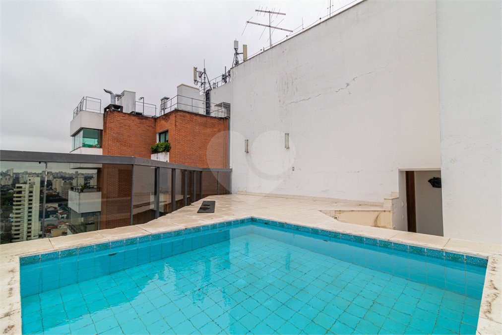 Duplex à venda com 4 quartos, sendo 3 suítes, em Campo Belo, São Paulo, SP