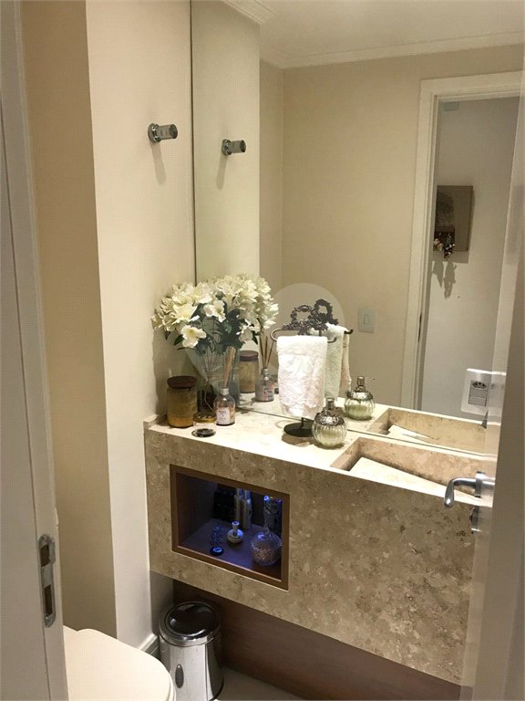 Apartamento à venda com 3 quartos, sendo 1 suíte,  em Lar São Paulo, São Paulo, SP