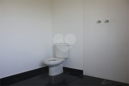 Casa à venda ou para alugar com 4 suítes em Alphaville, Santana de Parnaíba, SP