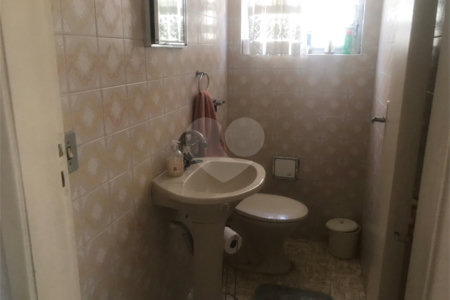 Casa à venda com 3 quartos em Vila Hamburguesa, São Paulo, SP