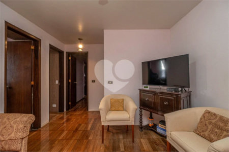 Apartamento à venda com 3 quartos, sendo 1 suíte, em Tijuca, Rio de Janeiro, RJ