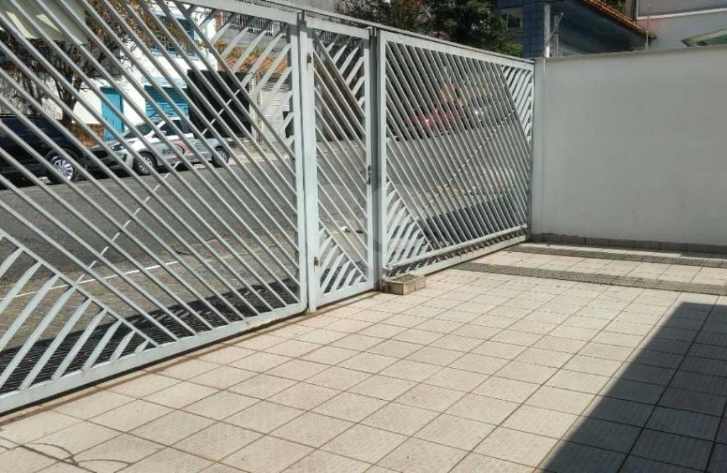 Casa à venda com 3 quartos, sendo 1 suíte, em Vila Mariana, São Paulo, SP