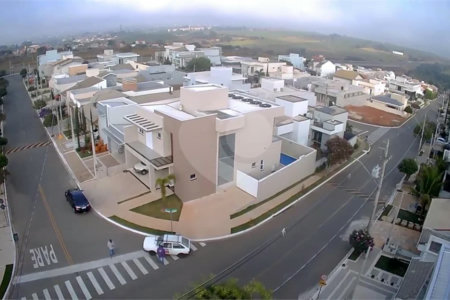 Sobrado de esquina Golden Park