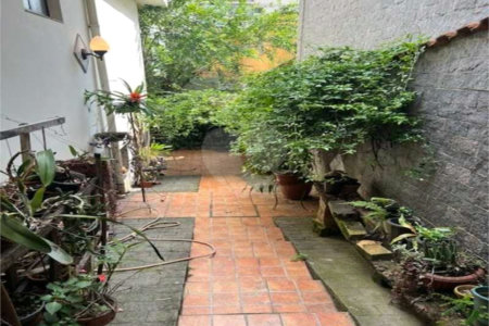 Clássica e elegante casa Alto Mooca - São Paulo