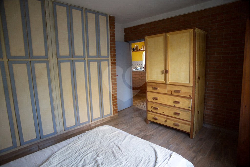 Chácara à venda com 3 quartos, sendo 2 suítes,  em Jardim Estância Brasil, Atibaia, SP