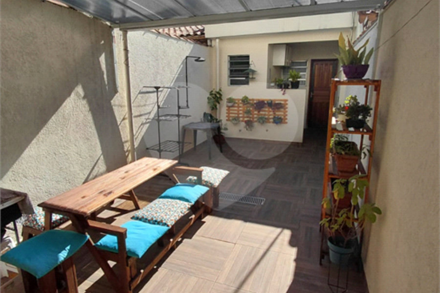 Sobrado à venda com 4 quartos, sendo 1 suíte, em Vila Nova Mazzei, São Paulo, SP