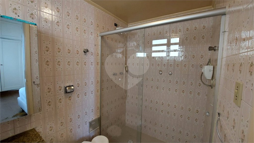 Casa à venda com 4 quartos, sendo 3 suítes, em Jardim Luzitânia, São Paulo, SP
