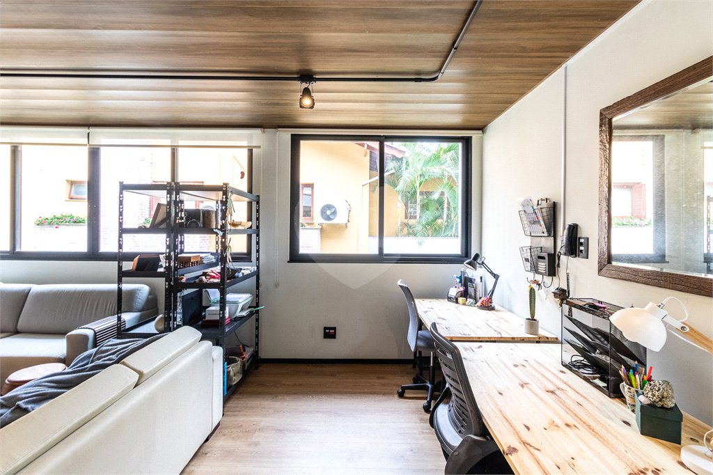 Casa à venda com 4 suítes no condomínio Granja do Morumbi, São Paulo - SP