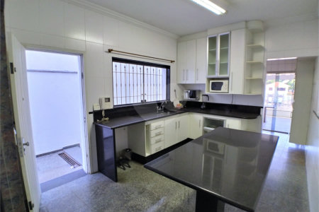 Sobrado à venda com 3 quartos, sendo 1 suíte,  em Vila Mazzei, São Paulo, SP