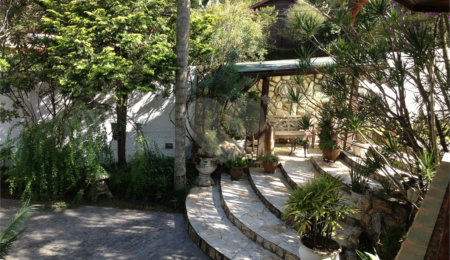 Casa à venda ou para alugar com 4 quartos, sendo 1 suíte,  em Serra da Cantareira, Mairiporã, SP