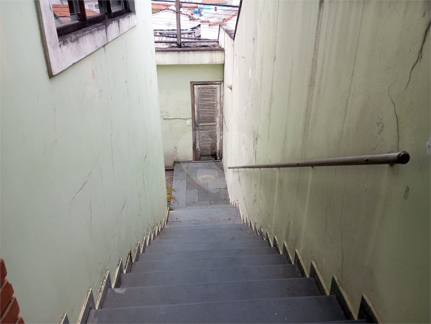 Casa à venda com 3 quartos, sendo 1 suíte, em Vila Nivi, São Paulo, SP