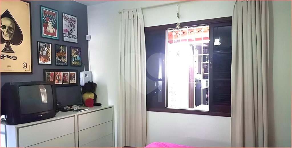 Casa à venda com 4 quartos, sendo 1 suíte, em Jardim Monte Kemel, São Paulo, SP