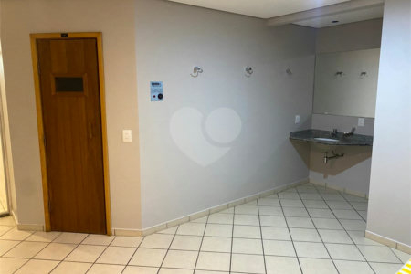 Apartamento à venda com 3 quartos, sendo 1 suíte, em Vila Andrade, São Paulo, SP