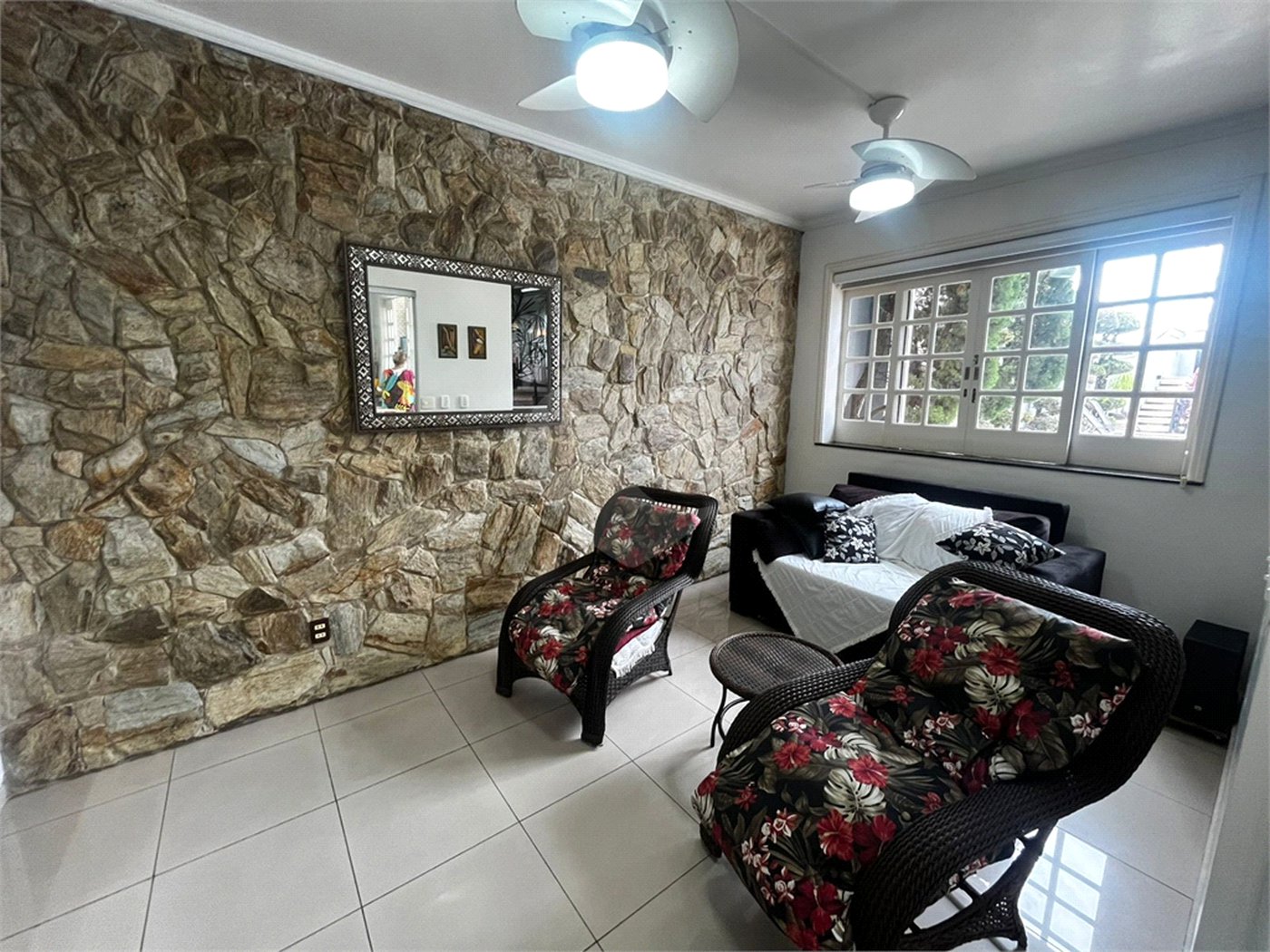 Casa à venda com 6 quartos, sendo 3 suítes, no Centro, Itapetininga, SP