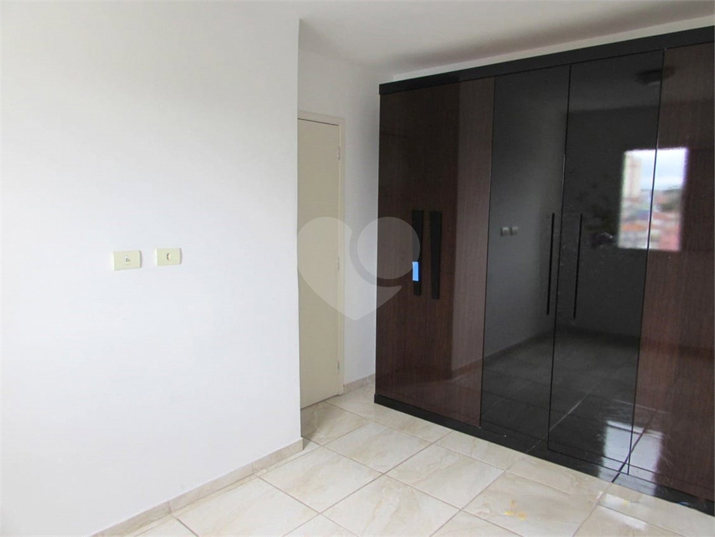 Apartamento à venda com 2 quartos em Vila Cruz das Almas, São Paulo, SP