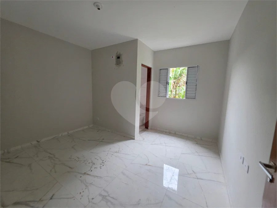 Sobrado à venda com 2 quartos, sendo 1 suíte, em Vila Clarice, São Paulo, SP