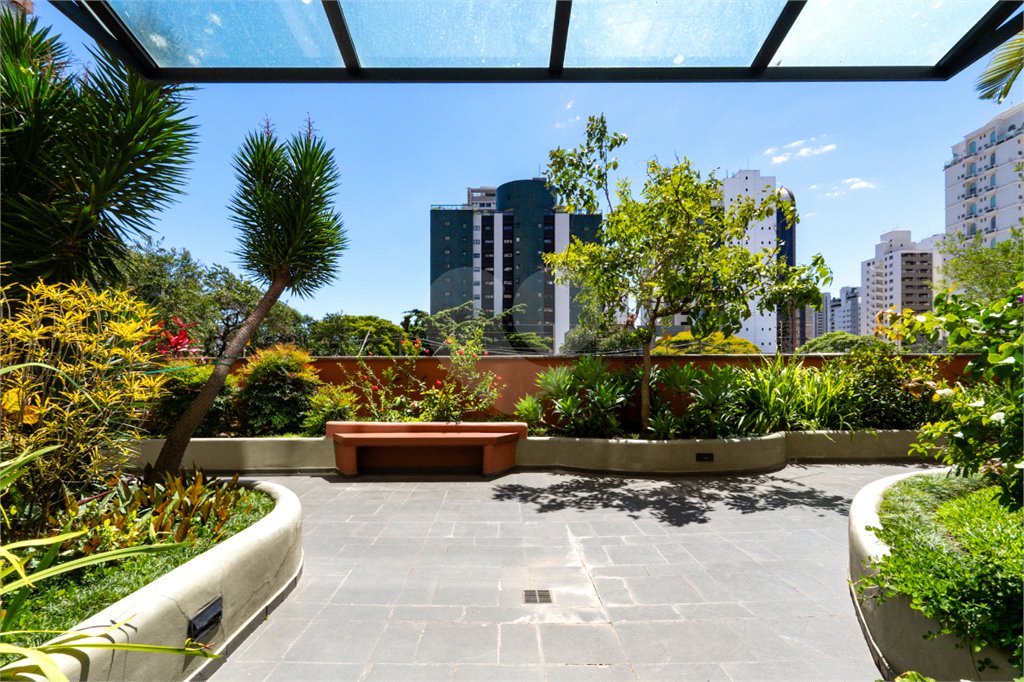 Apartamento à venda com 3 quartos, sendo 1 suíte,  em Brooklin, São Paulo, SP