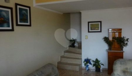 Sobrado à venda com 2 quartos em Jardim Peri, São Paulo, SP
