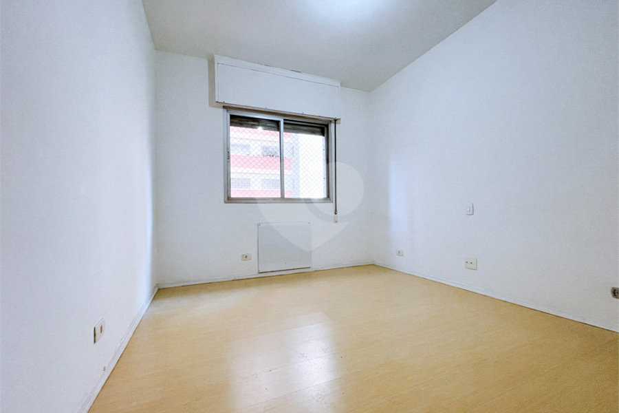 Apartamento à venda com 2 quartos, sendo 1 suíte,  em Consolação, São Paulo, SP