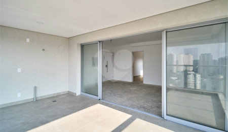 Apartamento à venda com 3 quartos, sendo 1 suíte, em Jardim Marajoara, São Paulo, SP