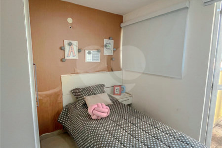 Casa à venda com 4 quartos, sendo 1 suíte, no condomínio Imperial Santa Cruz, Rio de Janeiro - RJ