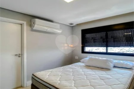 Apartamento à venda com 2 quartos, sendo 1 suíte,  em Brás, São Paulo, SP