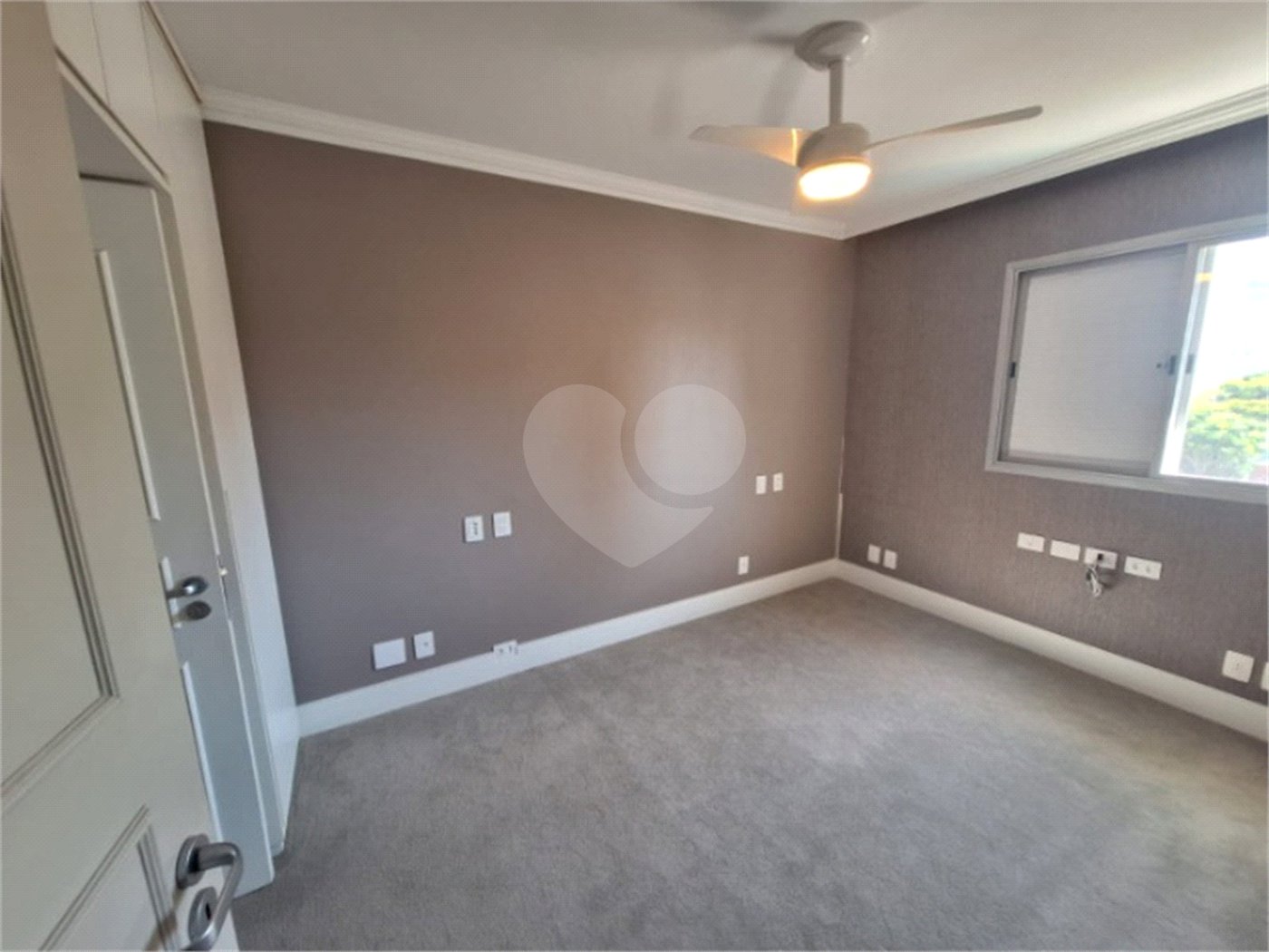 Apartamento à venda com 2 quartos, sendo 1 suíte,  em Indianópolis, São Paulo, SP