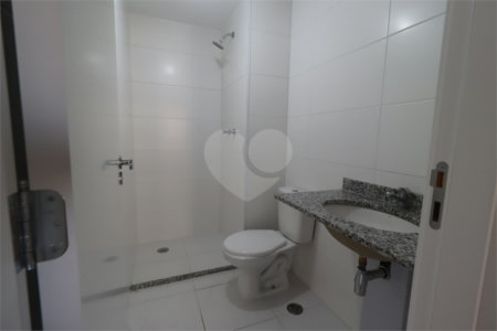 Apartamento à venda com 3 quartos, sendo 1 suíte, em Vila Anastácio, São Paulo, SP